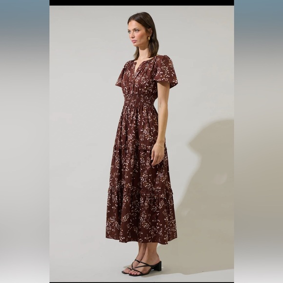 SugarLips Palmer Poplin Tiered Maxi Dress Brown - Picture 4 of 8